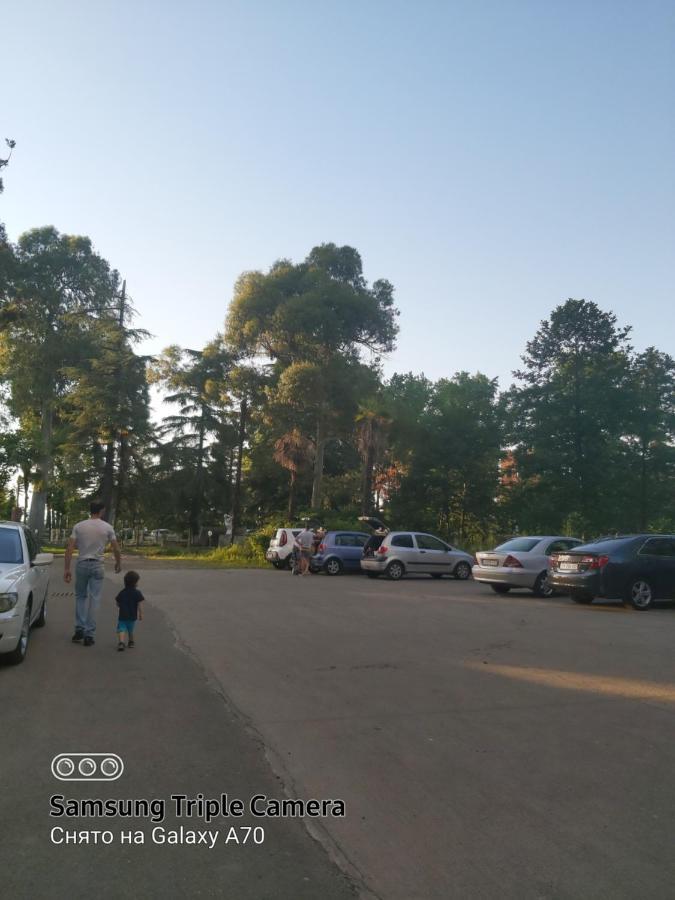 Квартира У Моря С Двумя Балконами Batumi Exteriör bild