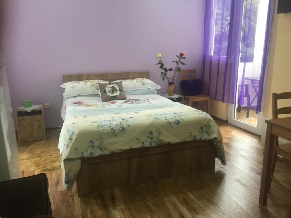 Квартира У Моря С Двумя Балконами Batumi Exteriör bild